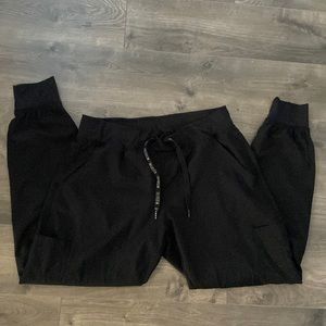 Med Couture Joggers Insight size Medium